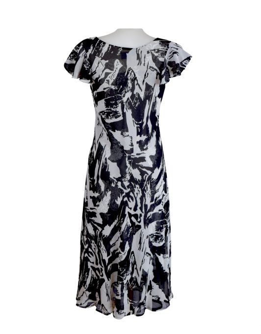 Paramour Reversible Dress Cap Sleeve Black & White4